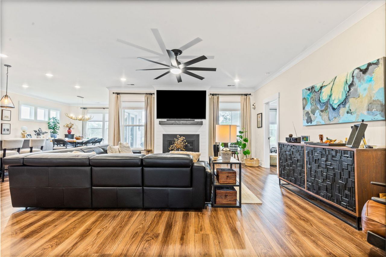 138 Twisted Oak Trail Photo 21