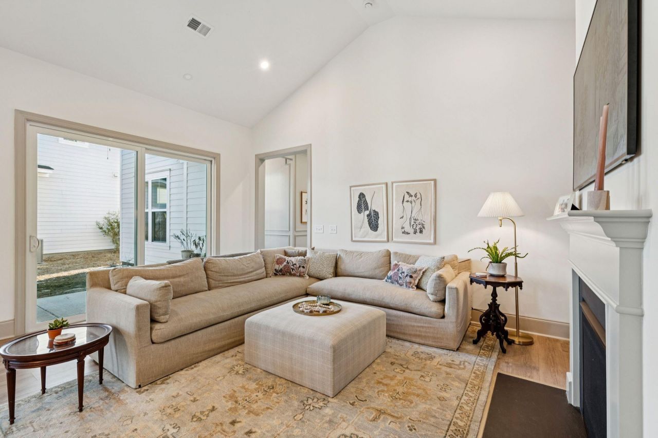 448 Ripple Park Drive Photo 12