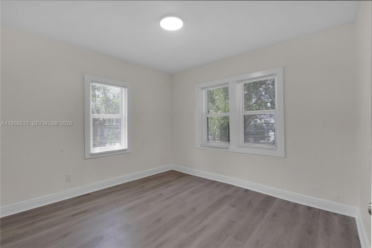 3121 NW 60th St, Miami, FL 33142 Photo