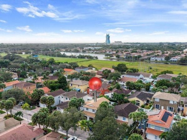 4978 SW 35th Ter, Hollywood, FL 33312