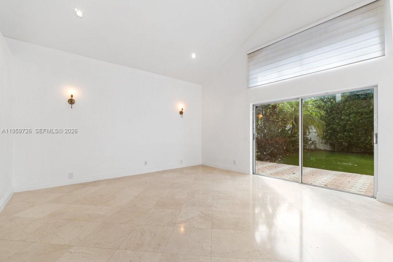 4978 SW 35th Ter, Hollywood, FL 33312 Photo