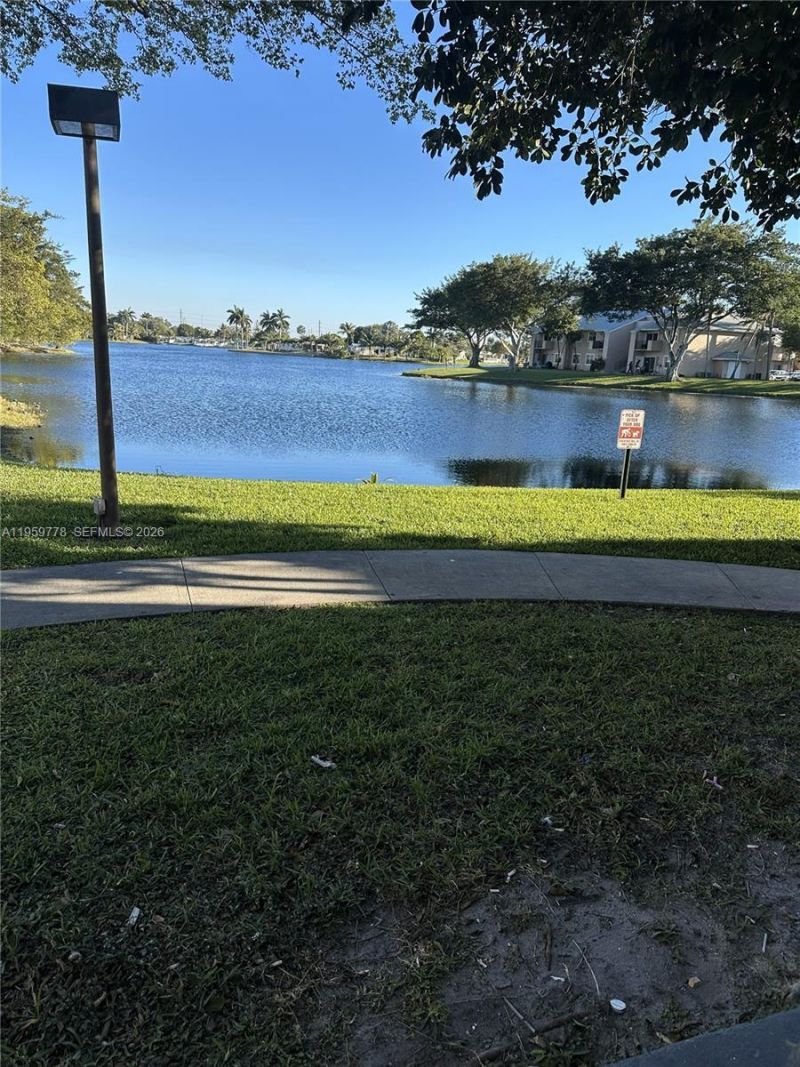 2301 NW 96th Ter, Unit 16N, Pembroke Pines, FL 33024 Photo