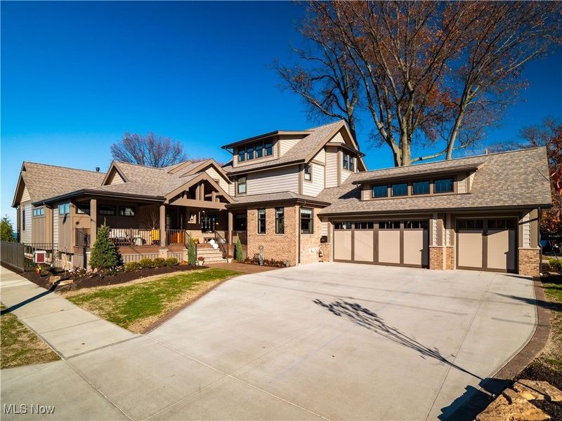 17788 Edgewater Drive, Lakewood, OH 44107 Photo 2