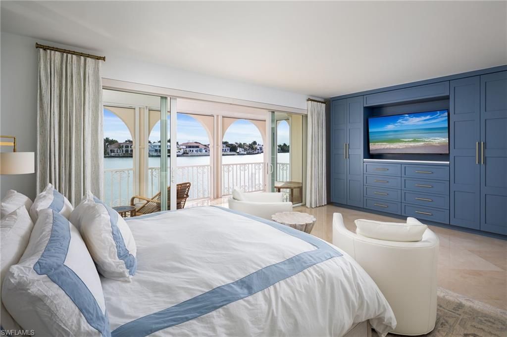 4000 Gulf Shore Blvd N, Unit 1500, Naples, FL 34103 Photo