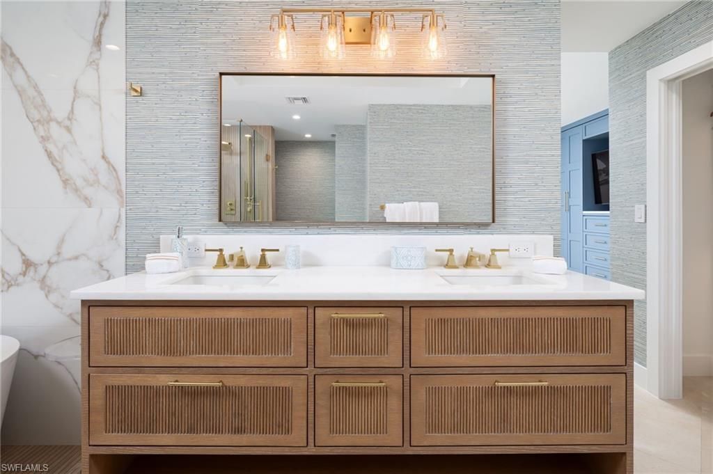 4000 Gulf Shore Blvd N, Unit 1500, Naples, FL 34103 Photo