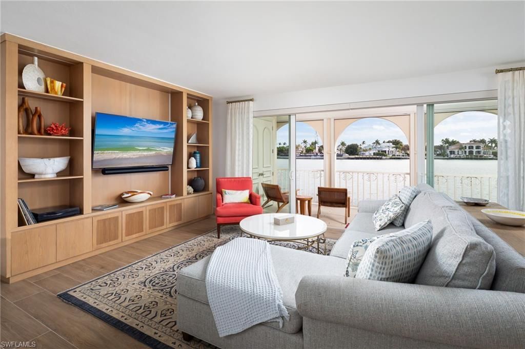 4000 Gulf Shore Blvd N, Unit 1500, Naples, FL 34103 Photo