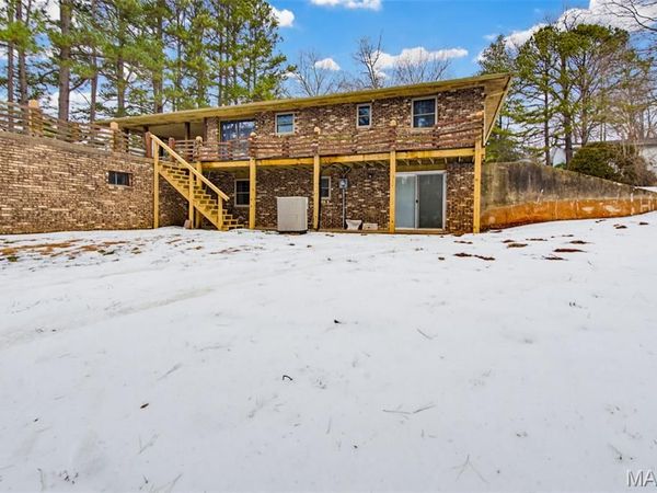 1004 Barton Road , Doniphan, MO 63935