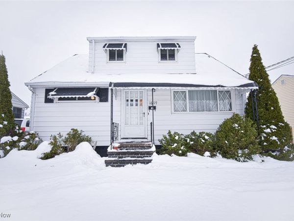 16117 Hocking Boulevard, Brook Park, OH 44142