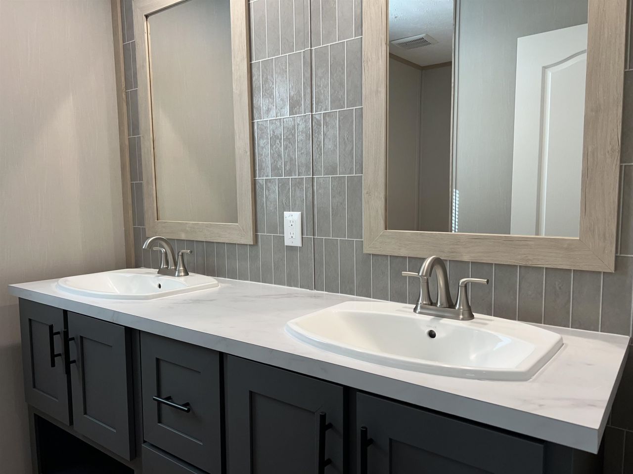 2705 Capricorn Dr. Photo 16