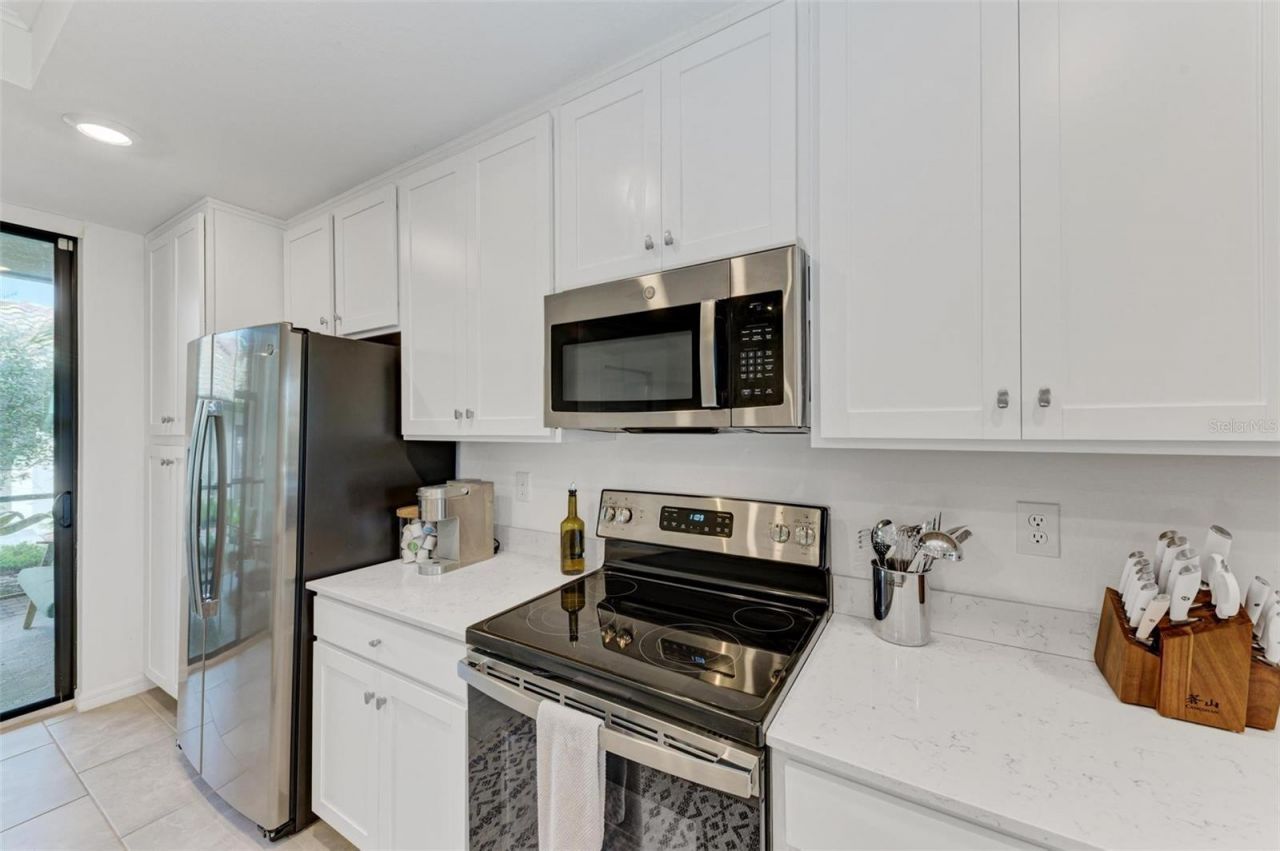 5685 Palmer Circle, Unit 105, Bradenton, FL 34211 Photo