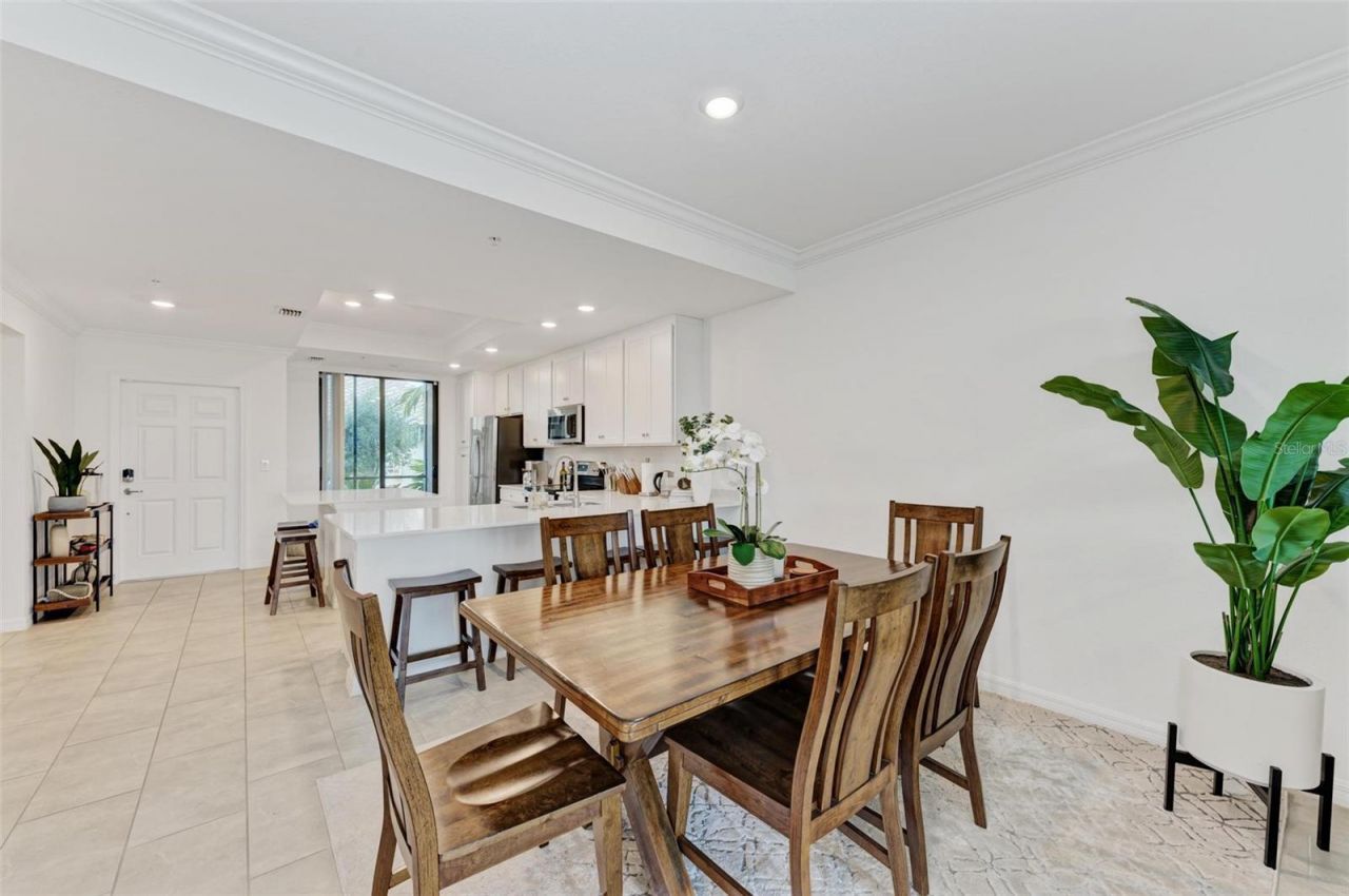 5685 Palmer Circle, Unit 105, Bradenton, FL 34211 Photo