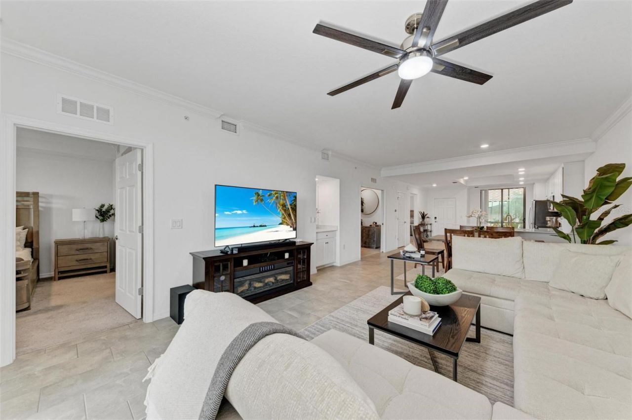 5685 Palmer Circle, Unit 105, Bradenton, FL 34211 Photo