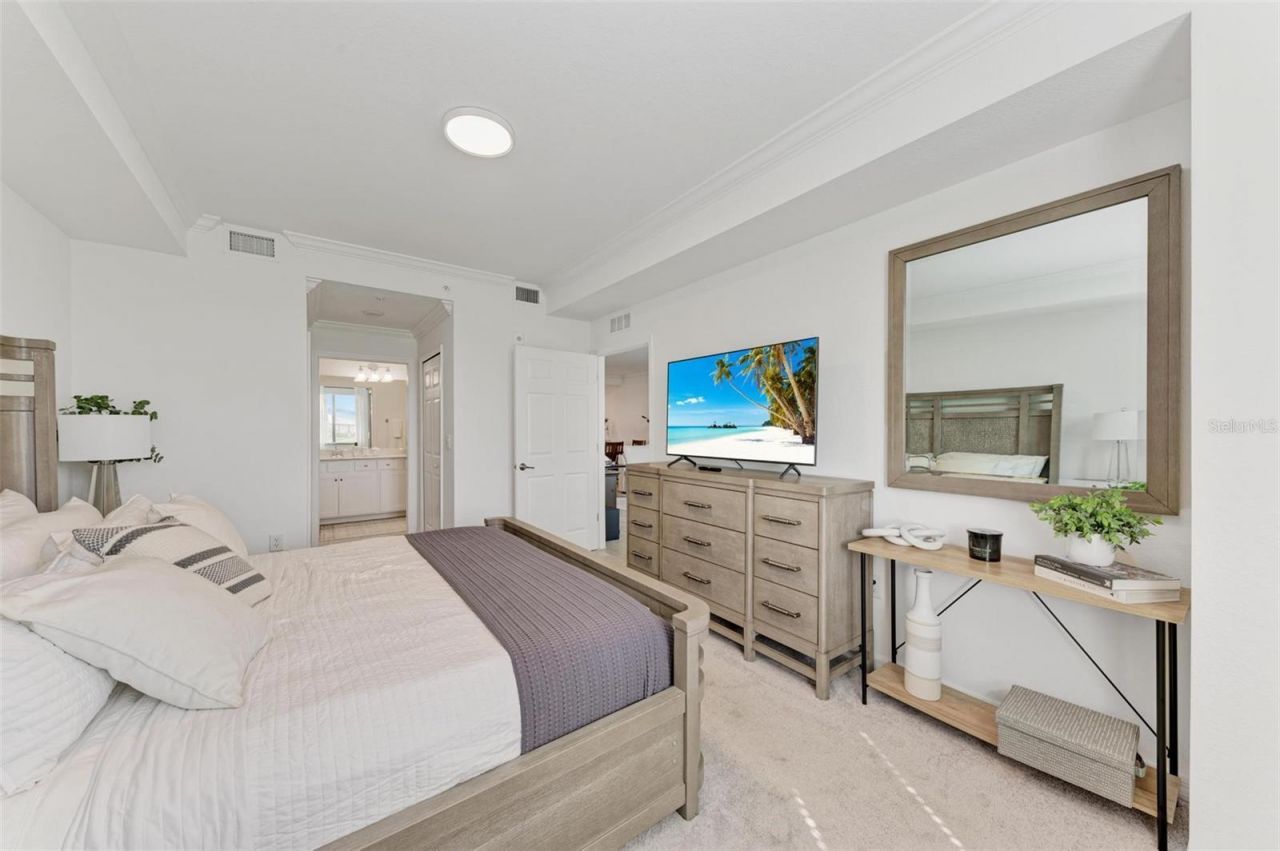 5685 Palmer Circle, Unit 105, Bradenton, FL 34211 Photo