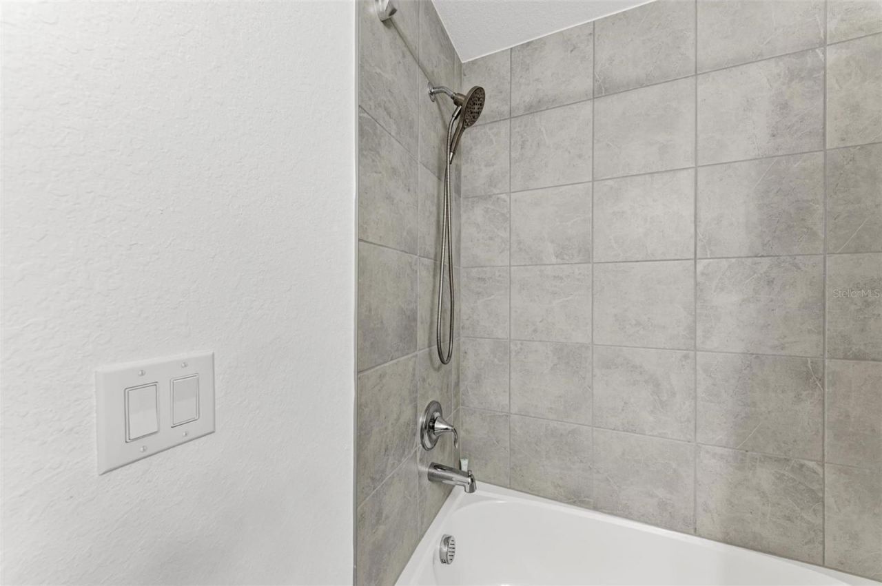 5685 Palmer Circle, Unit 105, Bradenton, FL 34211 Photo