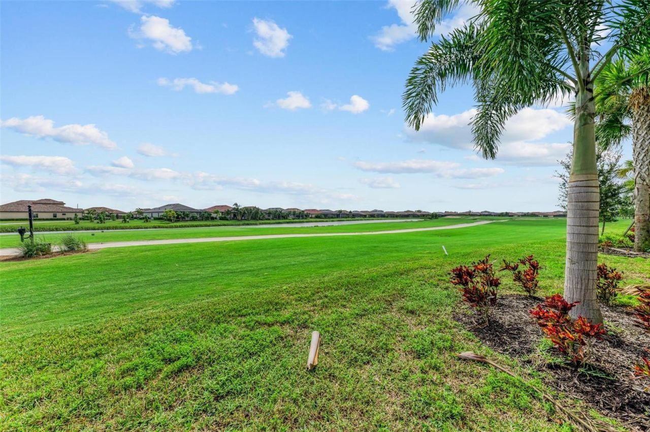 5685 Palmer Circle, Unit 105, Bradenton, FL 34211 Photo