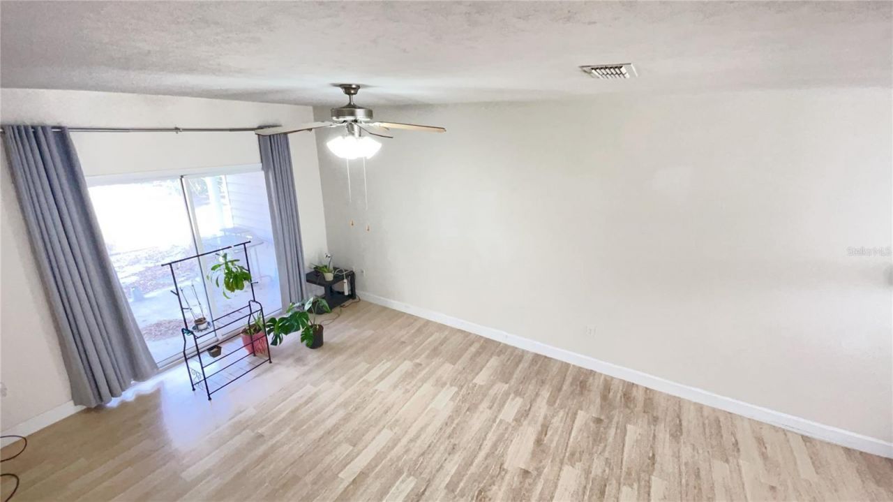 859 NW 21st Avenue, Unit 859, Gainesville, FL 32609 Photo