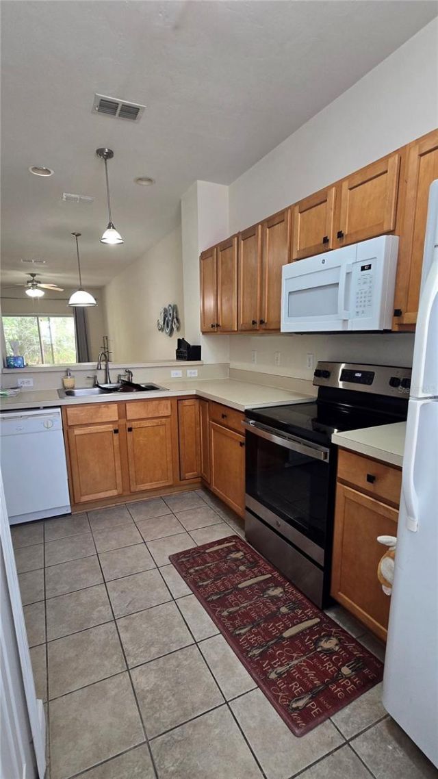 859 NW 21st Avenue, Unit 859, Gainesville, FL 32609 Photo