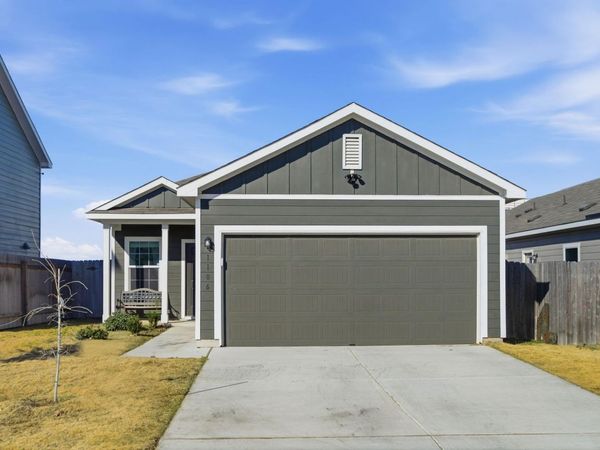 1106 Cattail LN, Bastrop, TX 78602