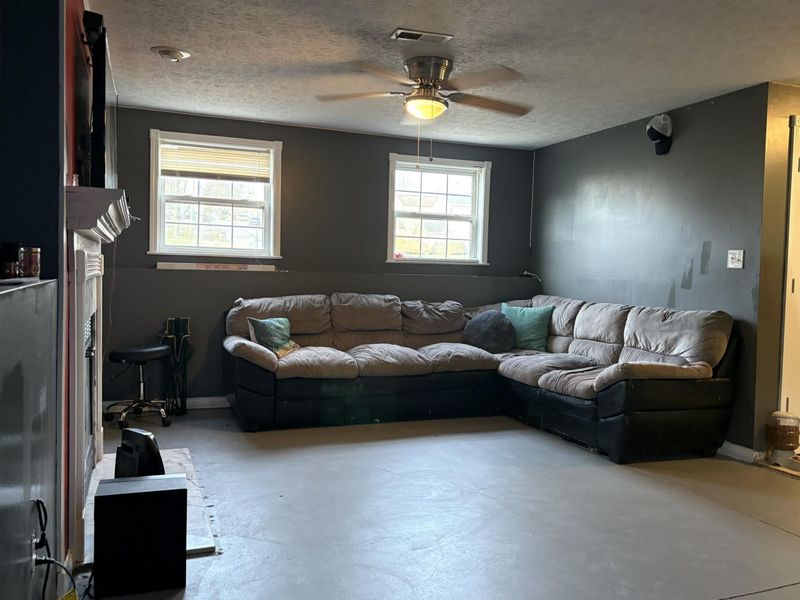 1656 Deer Run Drive, Burlington, KY 41005 Photo 12