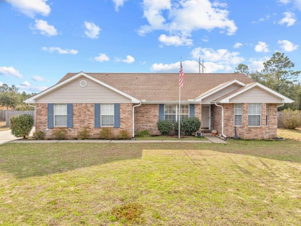 5315 Ten Point Drive, Crestview, FL 32539