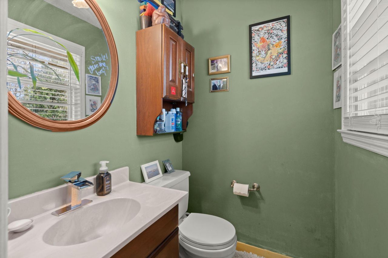 2138 Clayton Street Photo 17