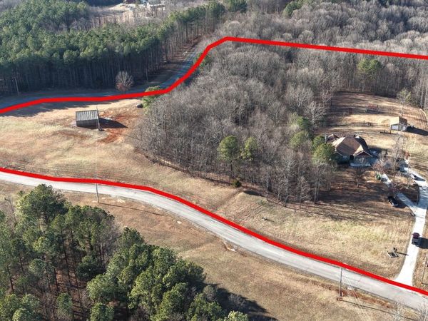 240 Thunder Ridge Dr , South Pittsburg, TN 37380