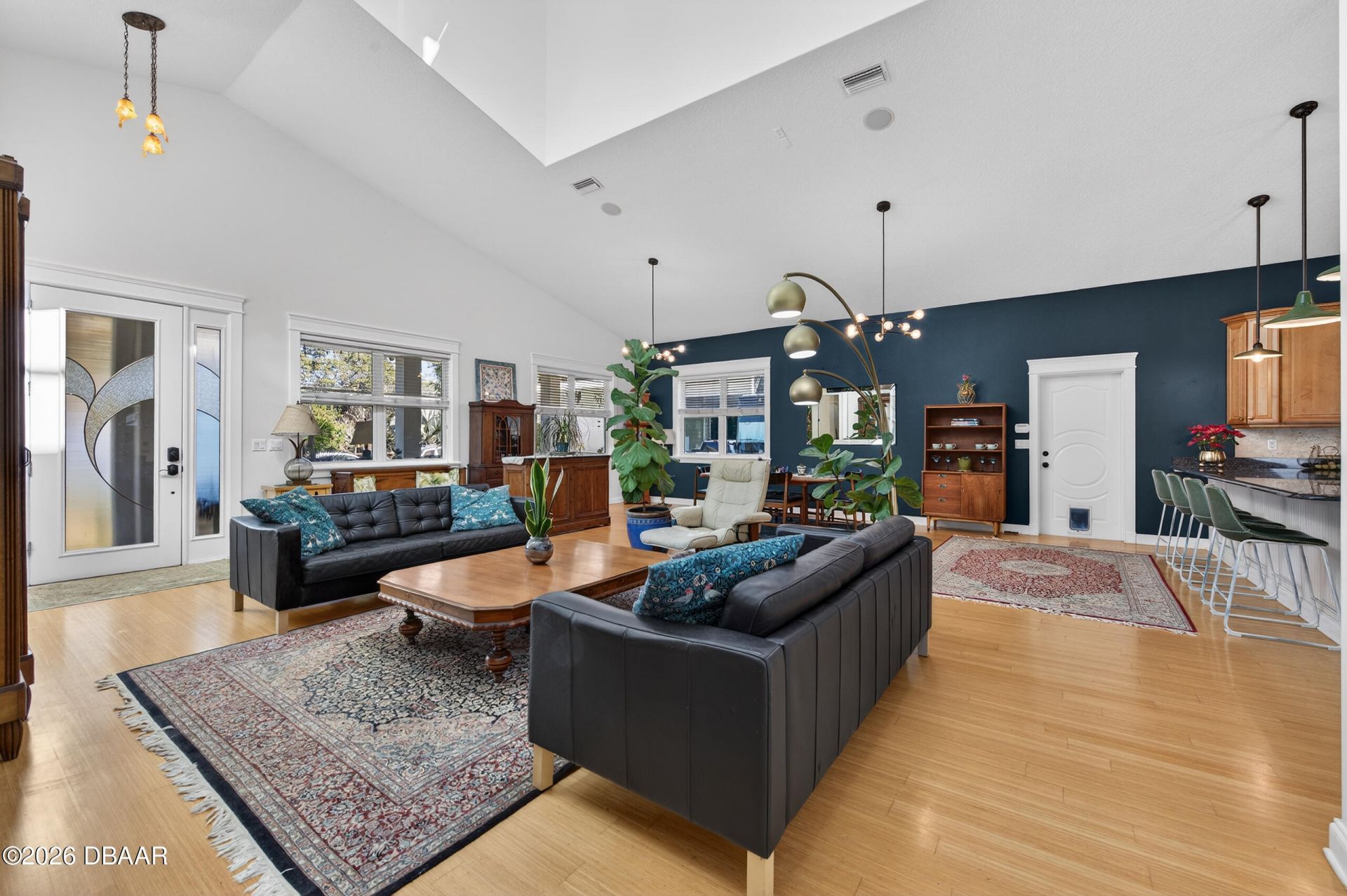 615 Art Center Avenue, New Smyrna Beach, FL 32168 Photo