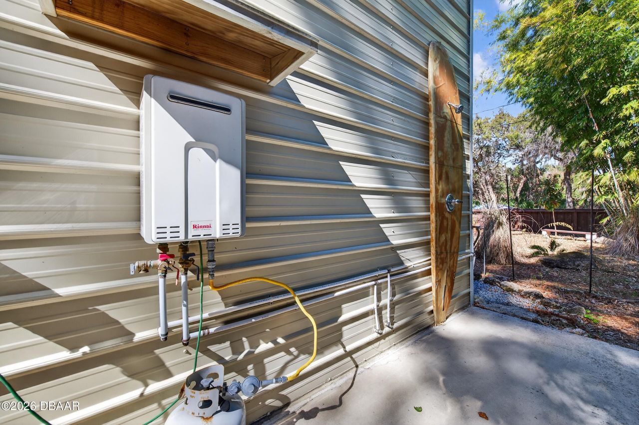 615 Art Center Avenue, New Smyrna Beach, FL 32168 Photo