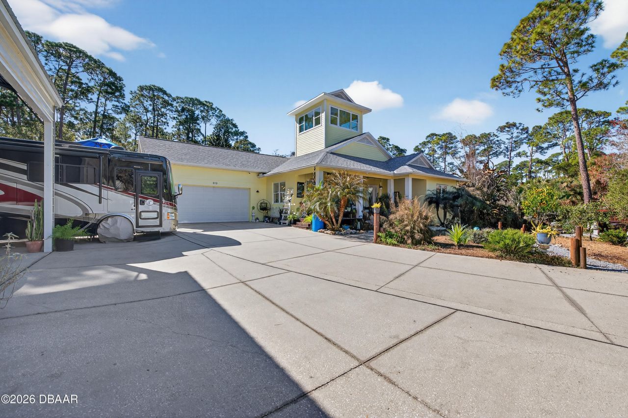 615 Art Center Avenue, New Smyrna Beach, FL 32168 Photo