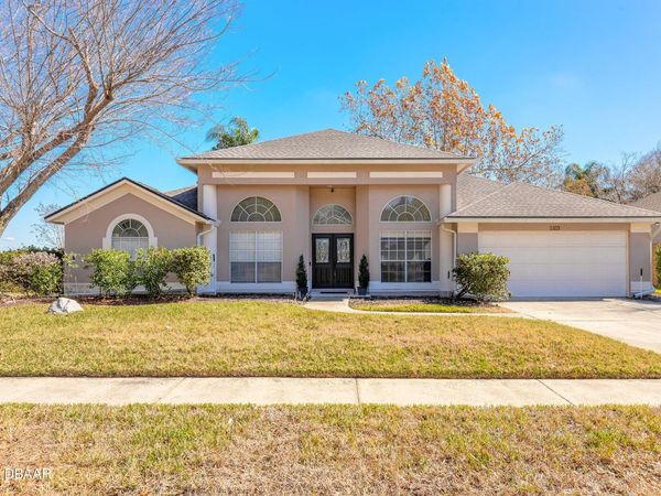 1103 Lake Legro Court, Orlando, FL 32835