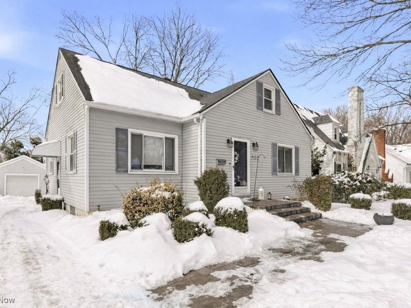 300 Melbourne Avenue, Akron, OH 44313 Photo 2