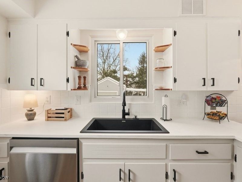 300 Melbourne Avenue, Akron, OH 44313 Photo 20