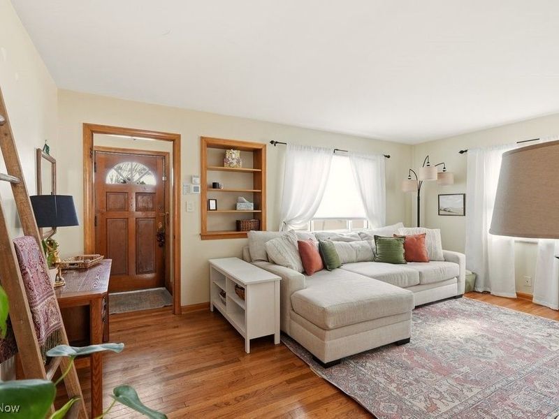 300 Melbourne Avenue, Akron, OH 44313 Photo 9