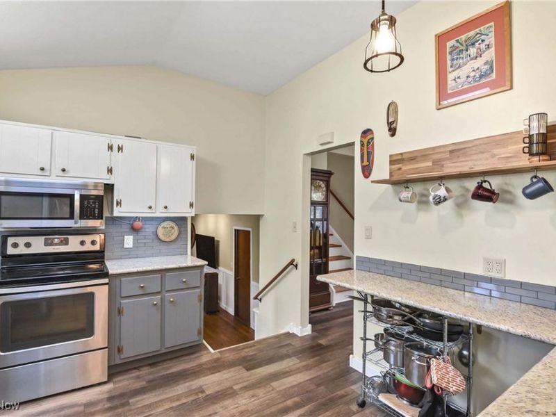 22503 Sandy Lane, Fairview Park, OH 44126 Photo 14