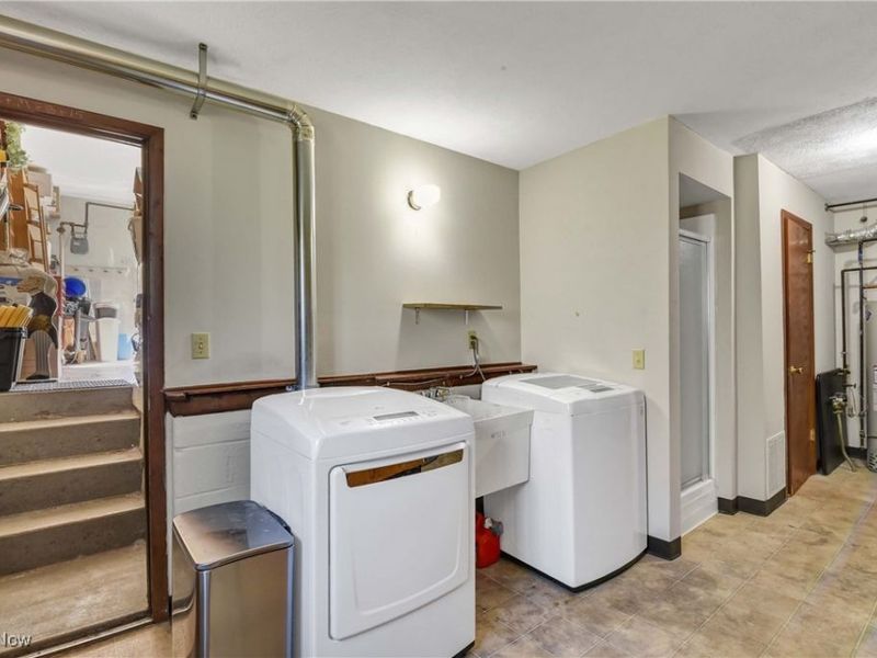 22503 Sandy Lane, Fairview Park, OH 44126 Photo 37