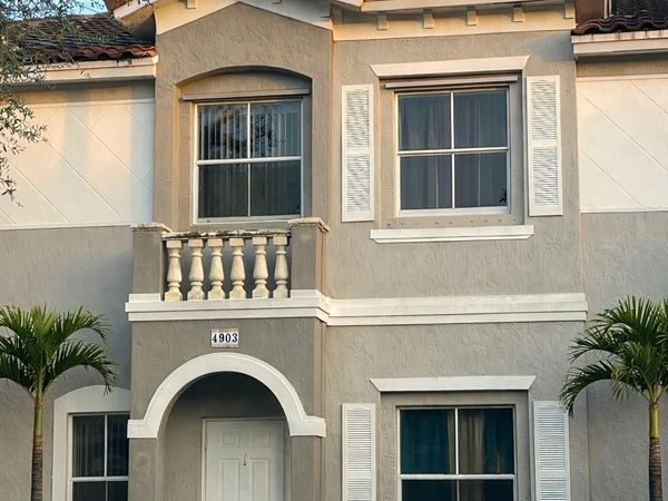 4903 SW 140th Terrace, Miramar, FL 33027
