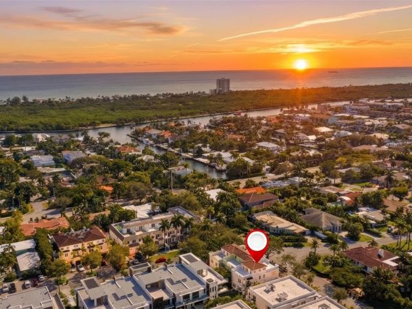 2515 NE 18th St, Fort Lauderdale, FL 33305