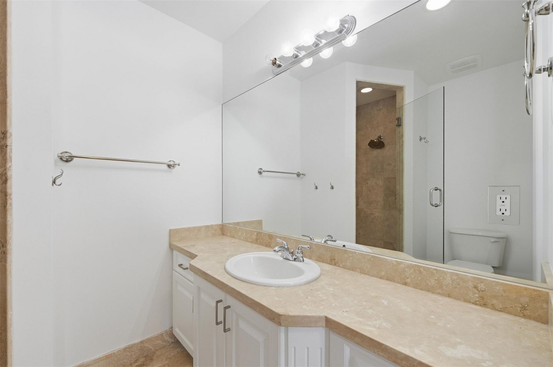 2515 NE 18th Street, Fort Lauderdale, FL 33305 Photo