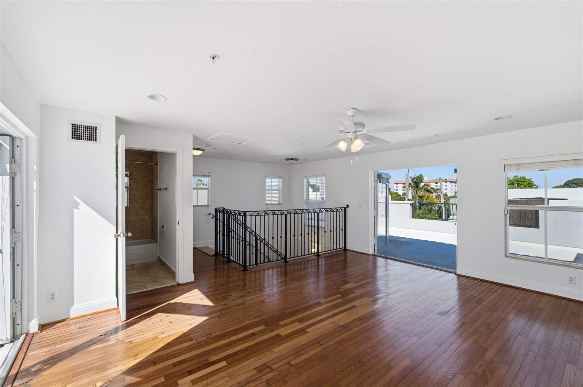 2515 NE 18th Street, Fort Lauderdale, FL 33305 Photo