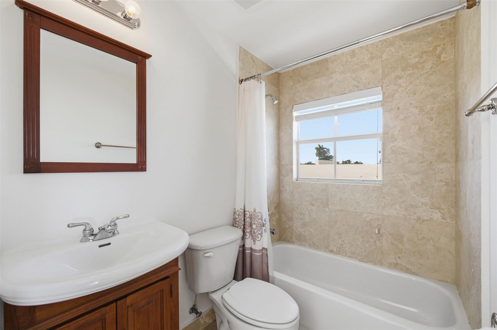 2515 NE 18th Street, Fort Lauderdale, FL 33305 Photo