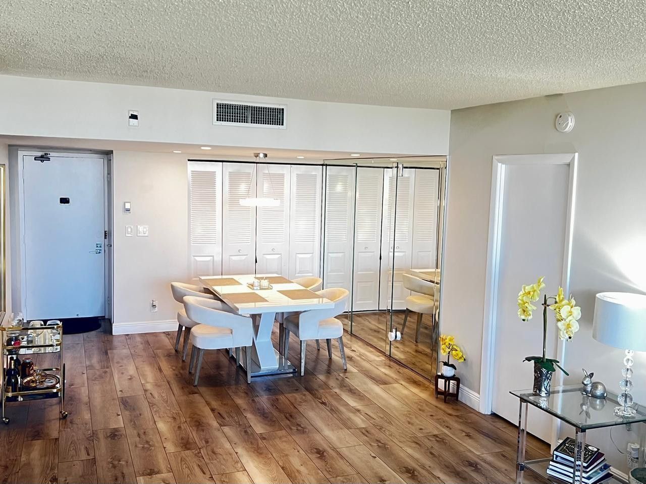 20379 W Country Club Drive, Unit 1932, Aventura, FL 33180 Photo