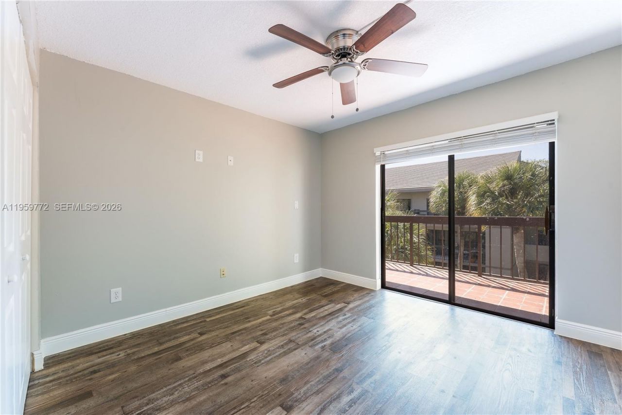 8810 SW 132nd Pl, Unit 404DN, Miami, FL 33186 Photo