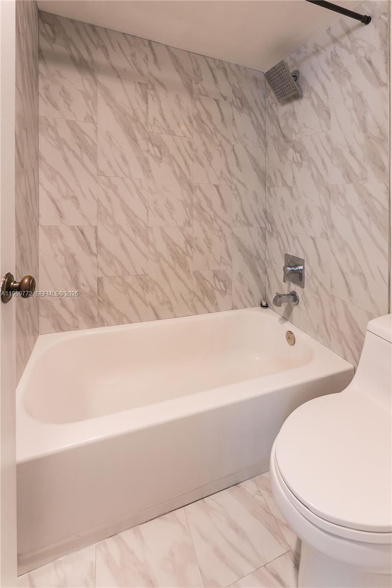 8810 SW 132nd Pl, Unit 404DN, Miami, FL 33186 Photo