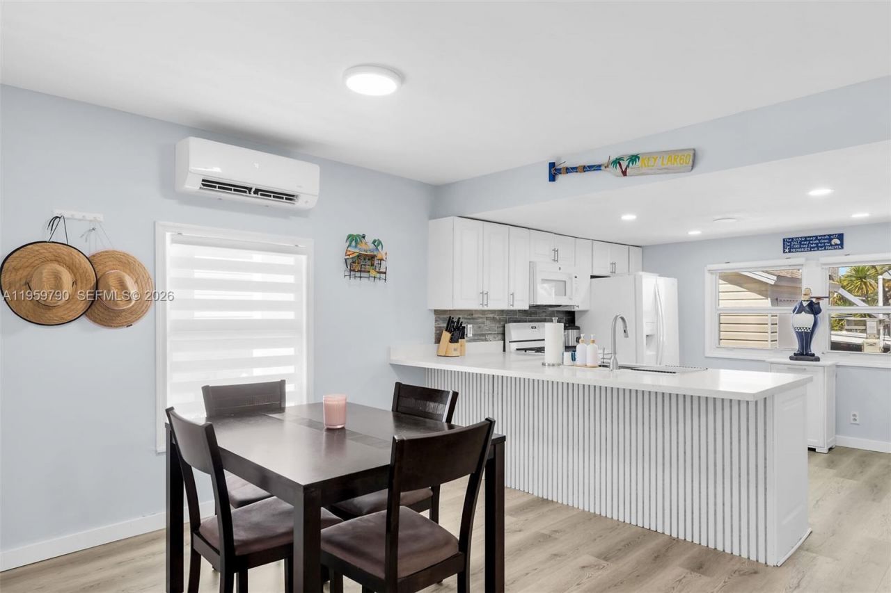 209 Buttonwood Ave, Key Largo, FL 33037 Photo