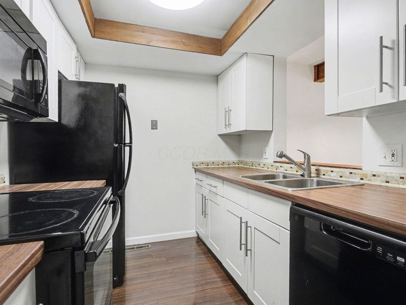 144 Brandywine Drive, Unit C, Westerville, OH 43081 Photo 6