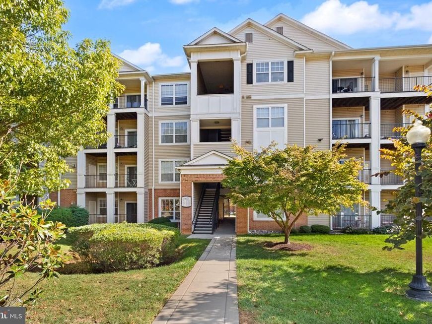 19625 Galway Bay Circle, Unit 103, Germantown, MD 20874 Main Photo