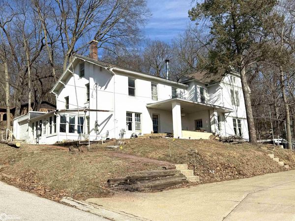 216 12th Street, Fort Madison, IA 52627