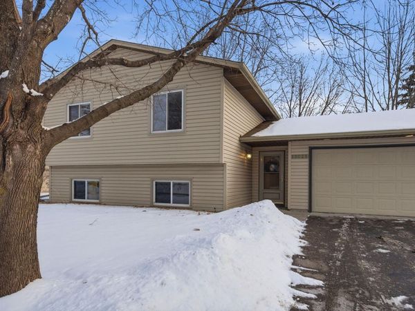 10029 108th Place N, Maple Grove, MN 55369
