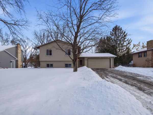 10029 108th Place N, Maple Grove, MN 55369