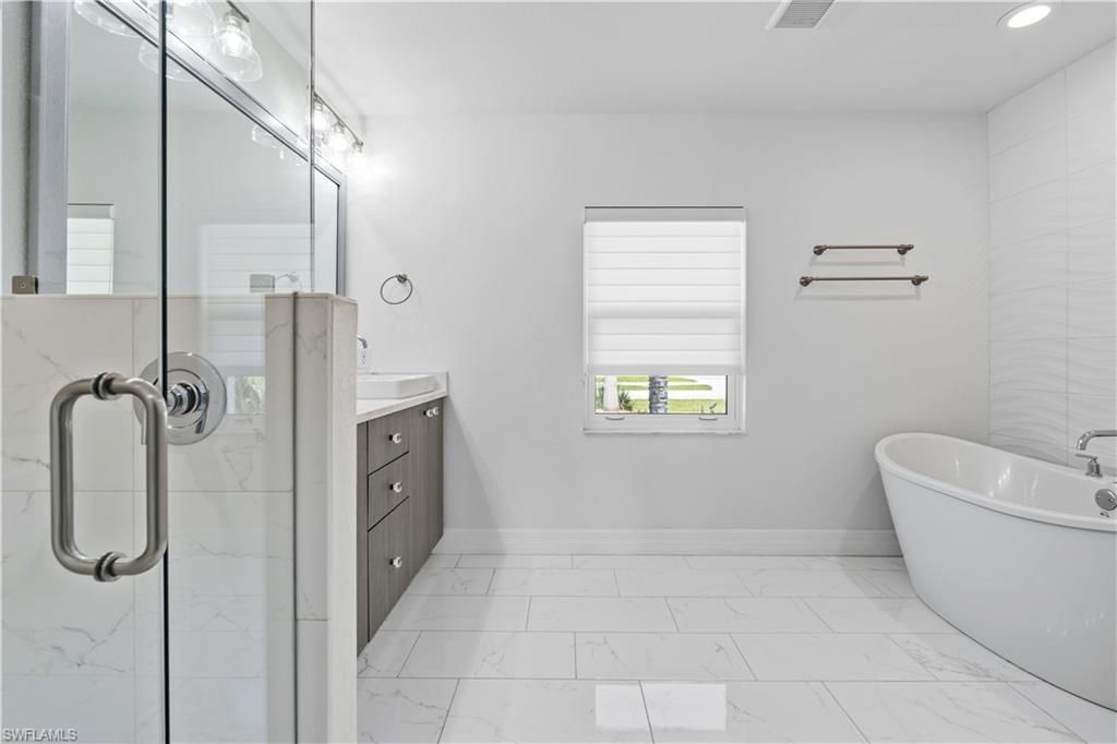 2415 W Price Blvd , North Port, FL 34286 Photo